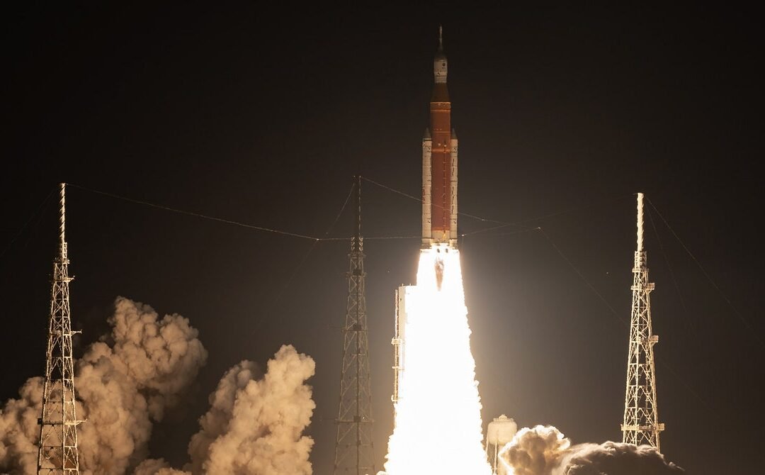 NASA’s Huge SLS Rocket Finally Launches the Artemis 1 Moon Mission